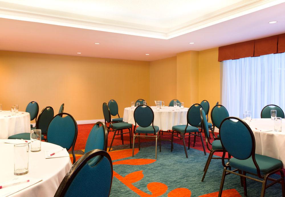 The Carleton Suite Hotel Оттава Экстерьер фото