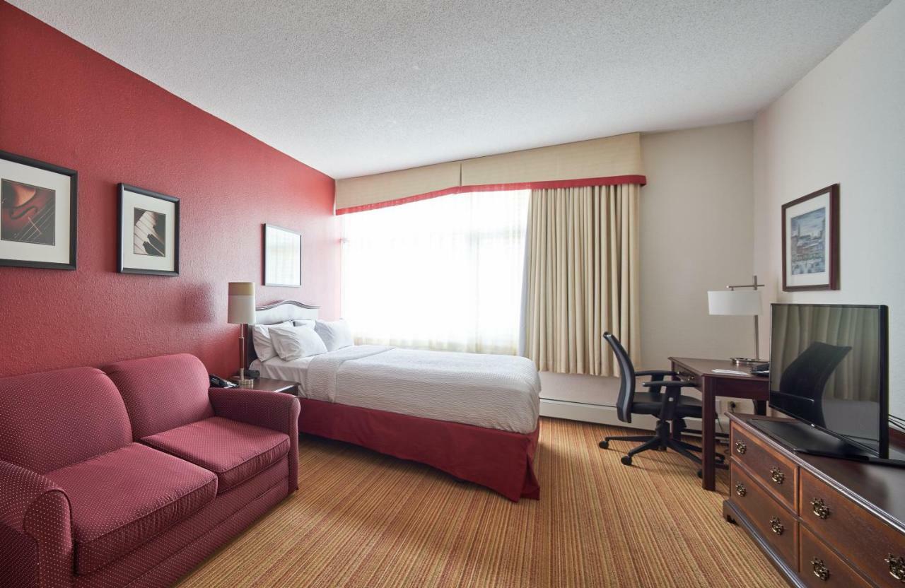 The Carleton Suite Hotel Оттава Экстерьер фото